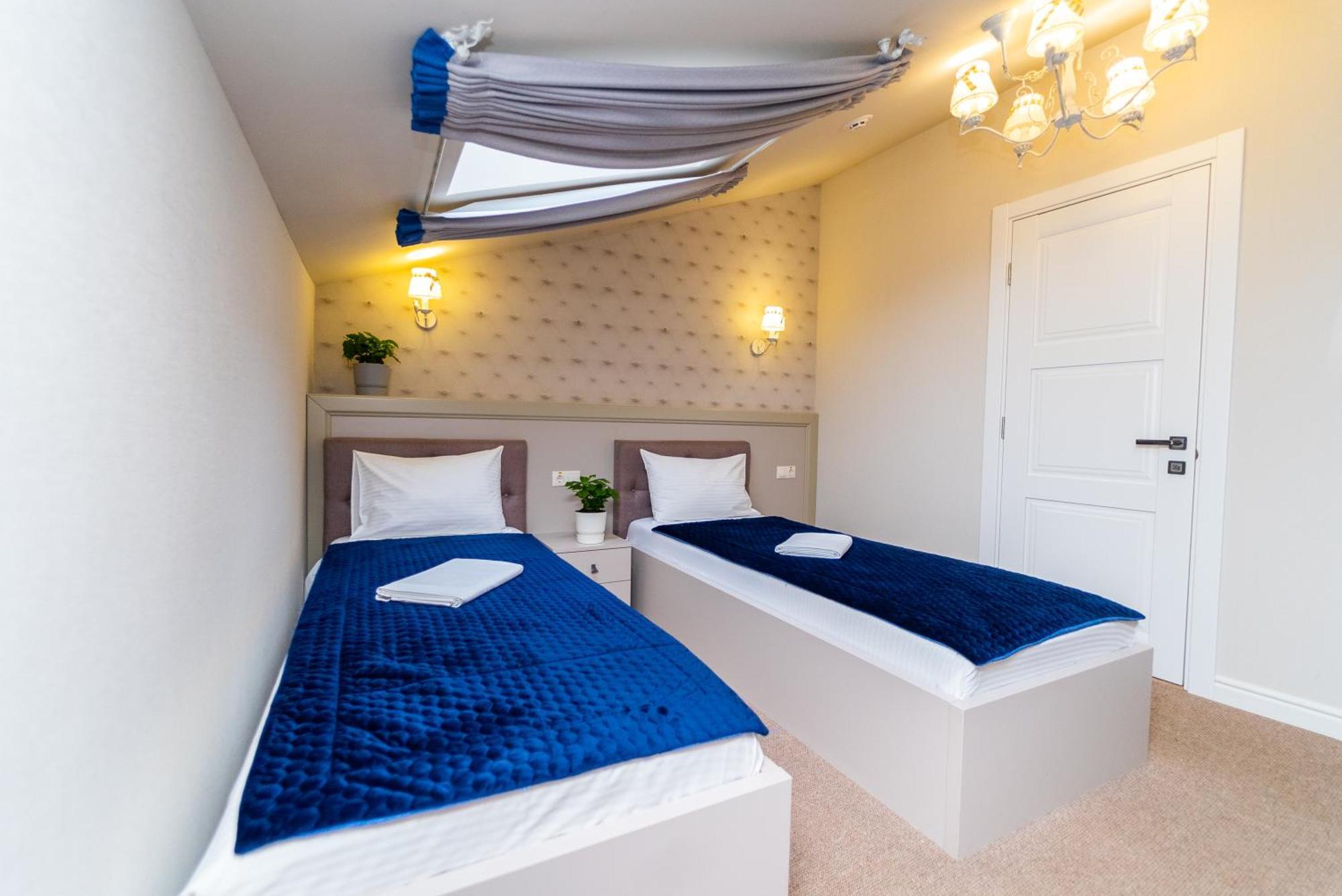 Maner Hotel Odessza Kültér fotó